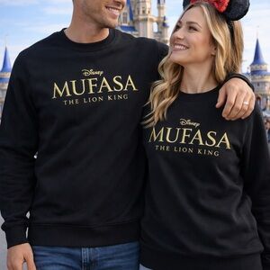 Disney Mufasa The Lion King Crewneck Sweatshirt Medium‎ Theatre Sweater Merch